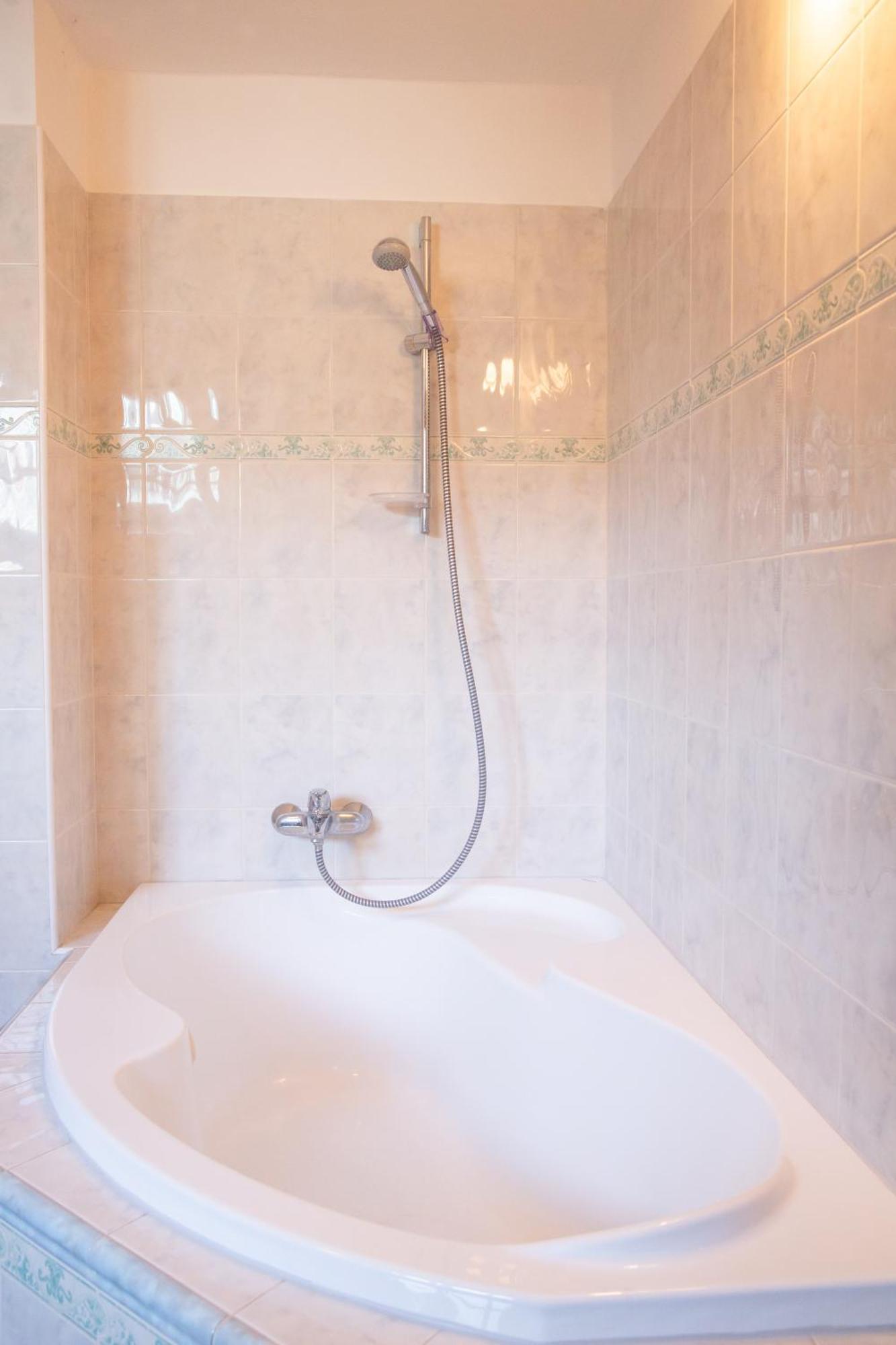 Rezidence Plesivec - Rodinny Apartman S 3 Loznicemi Český Krumlov المظهر الخارجي الصورة